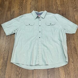 Wrangler Men's Light Green Casual Button Down Shirt